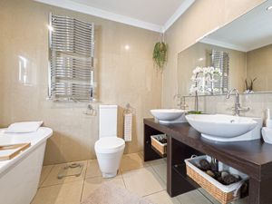 Photo 23- click for photo gallery